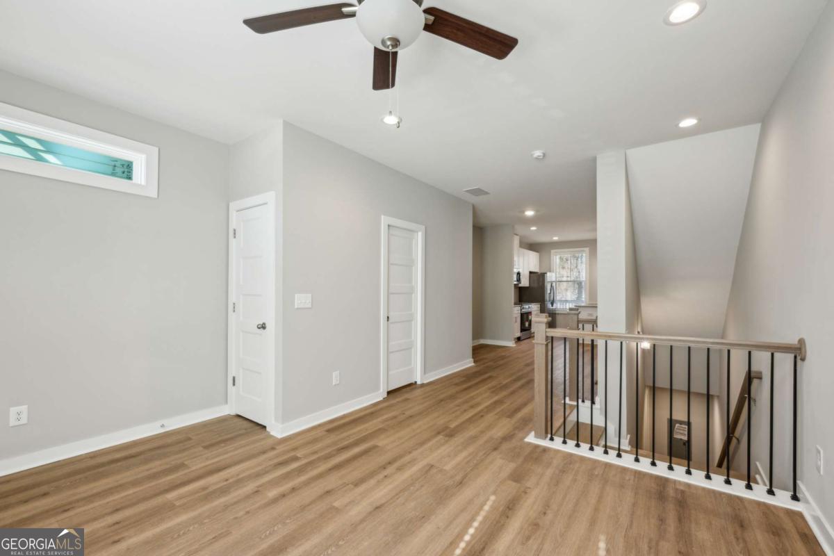1095 Tucker AVE 401
