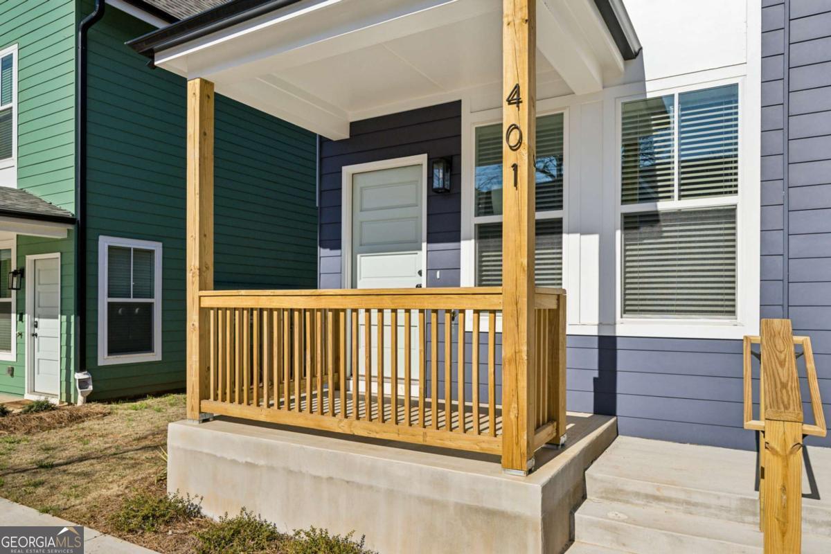 1095 Tucker AVE 401