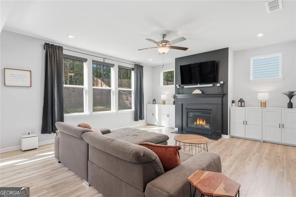 Dallas, Georgia 30157, United States, 4 Bedrooms Bedrooms, ,4 BathroomsBathrooms,Residential,Active,230003