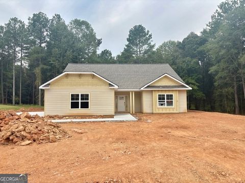 718 Eagle Heights DR Maysville GA 30558