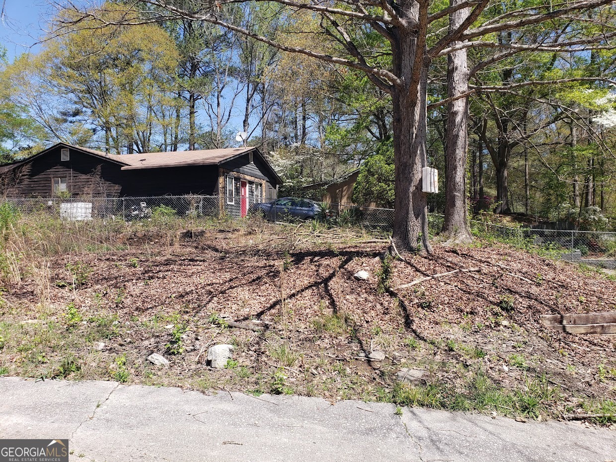 9225 Woodhill LN