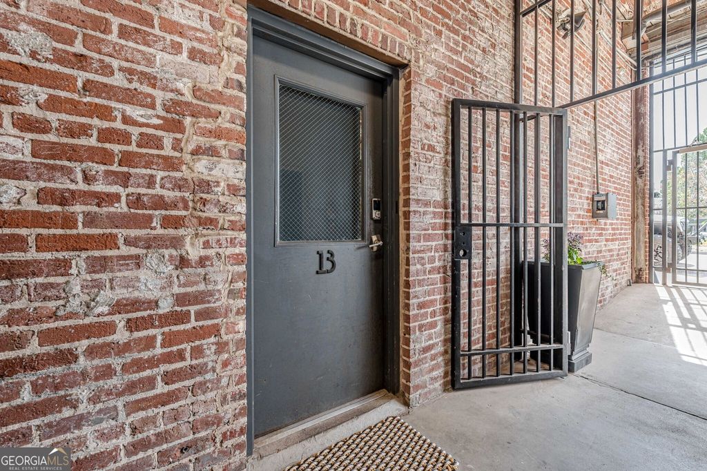 Photo of 320 Martin Luther King Jr Drive SE #13, Atlanta, GA 30312 (MLS # 10708528)