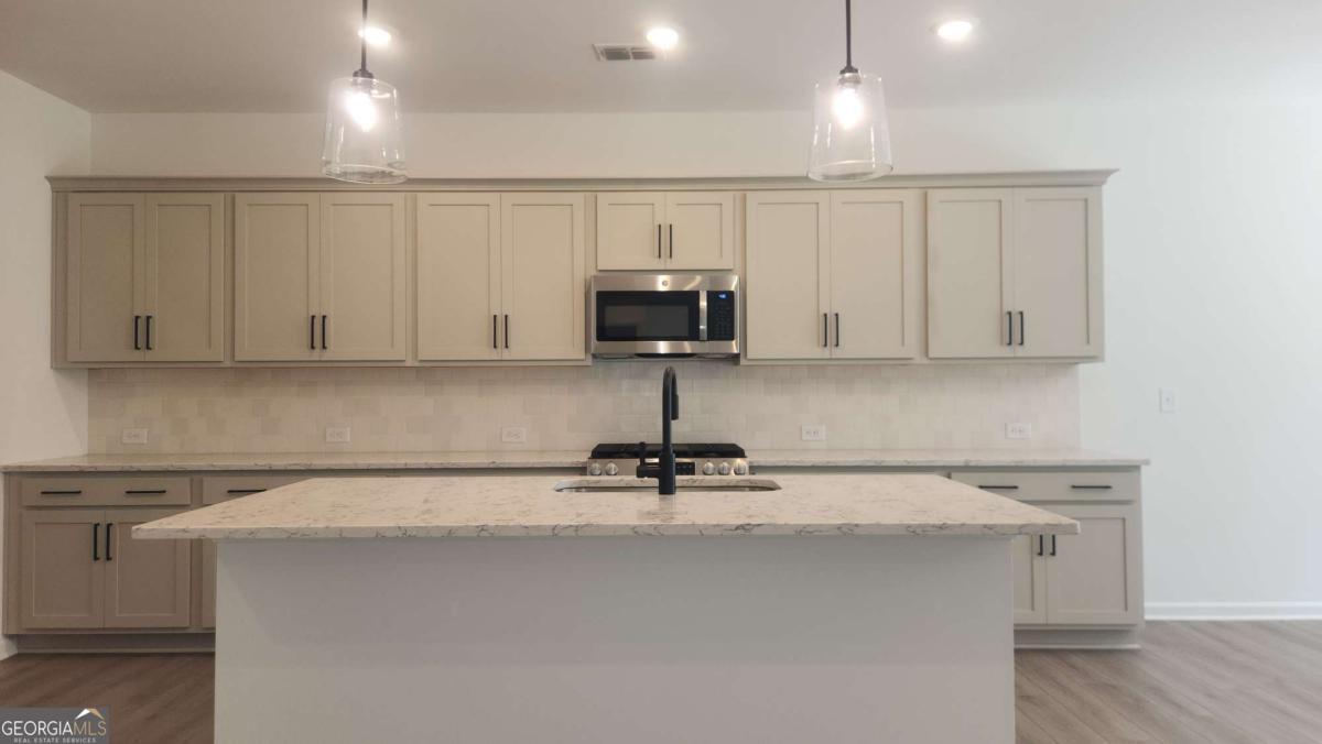 374 Silverleaf TRL