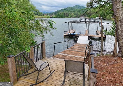 A home in Hiawassee