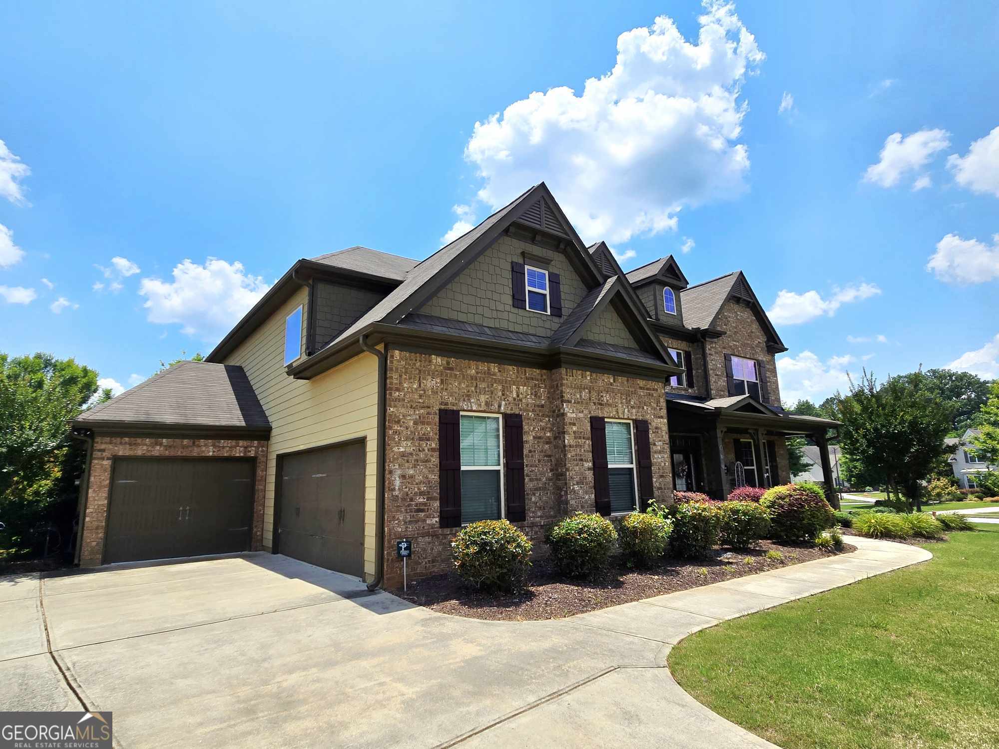 206 Birchin DR