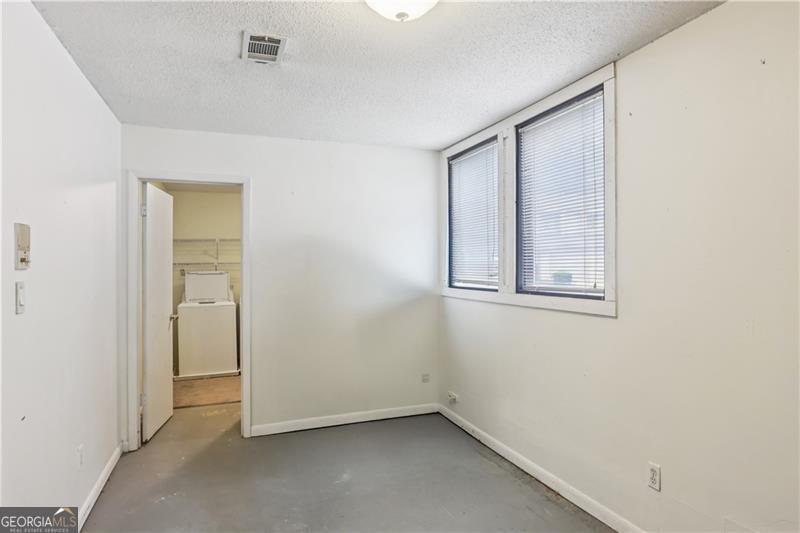 Pinecrest Townhomes - Residential