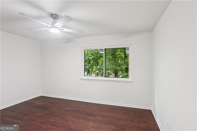Pinecrest Townhomes - Residential