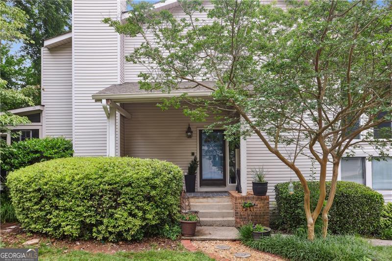 Pinecrest Townhomes - Residential