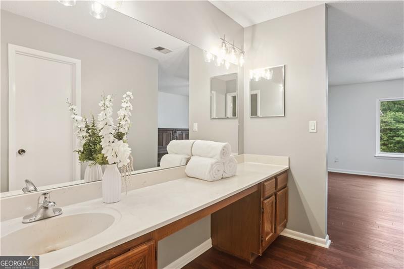 Pinecrest Townhomes - Residential