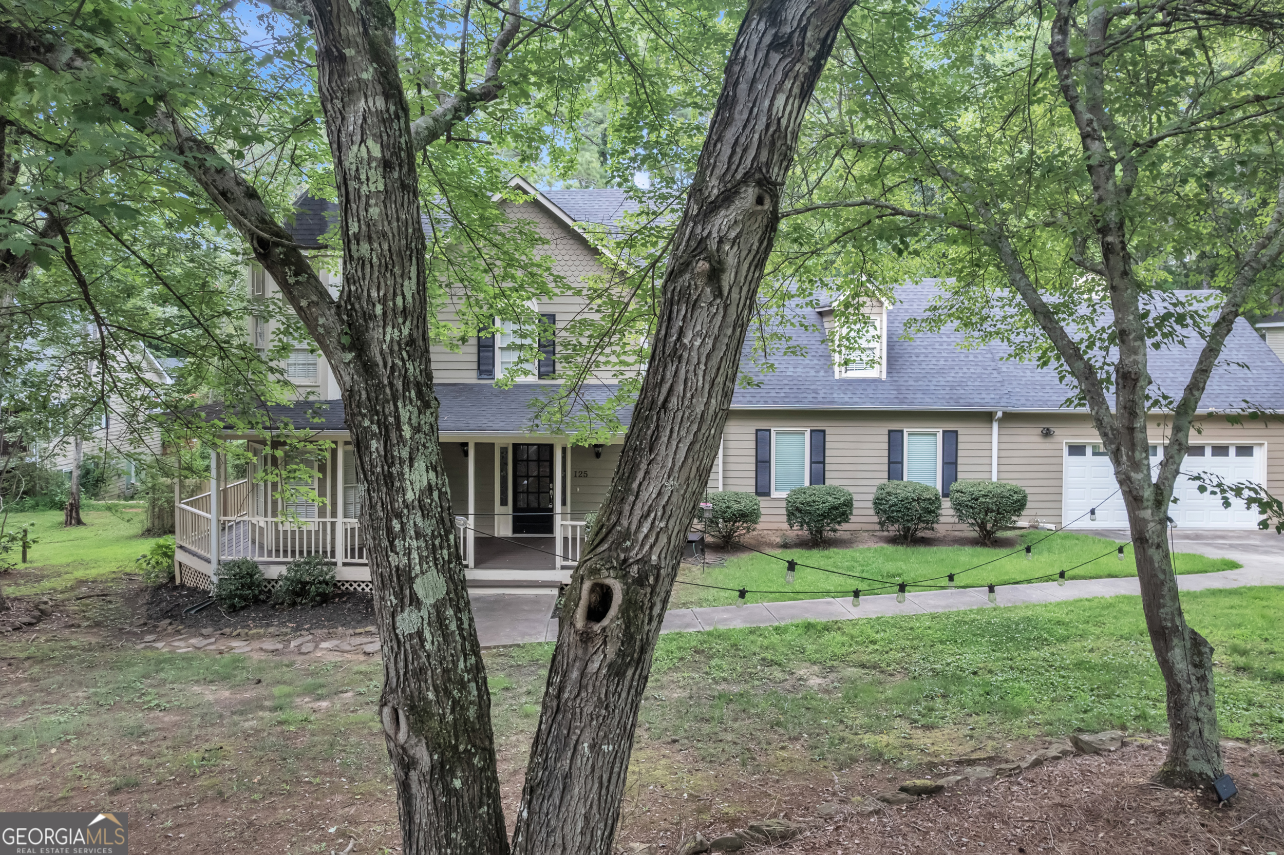 125 Lake Picketts DR