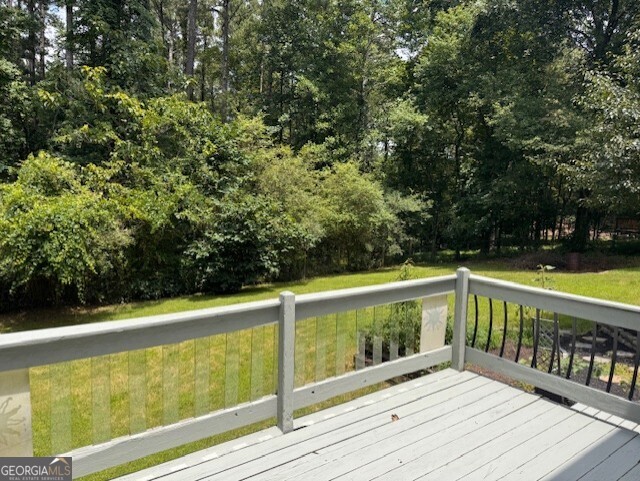 125 Lake Picketts DR