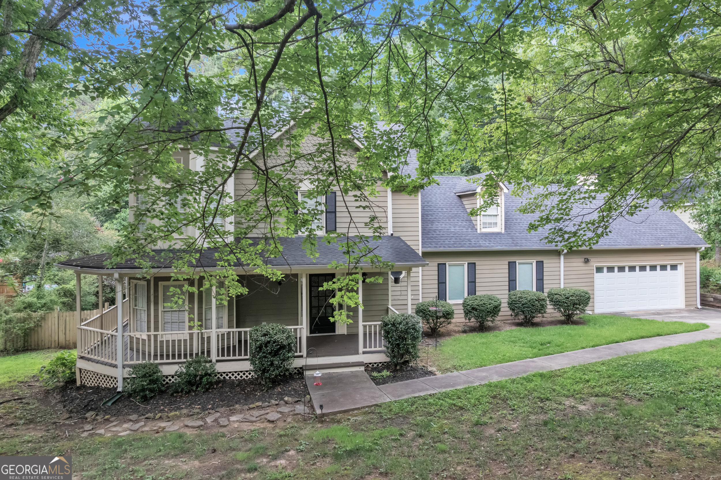 125 Lake Picketts DR