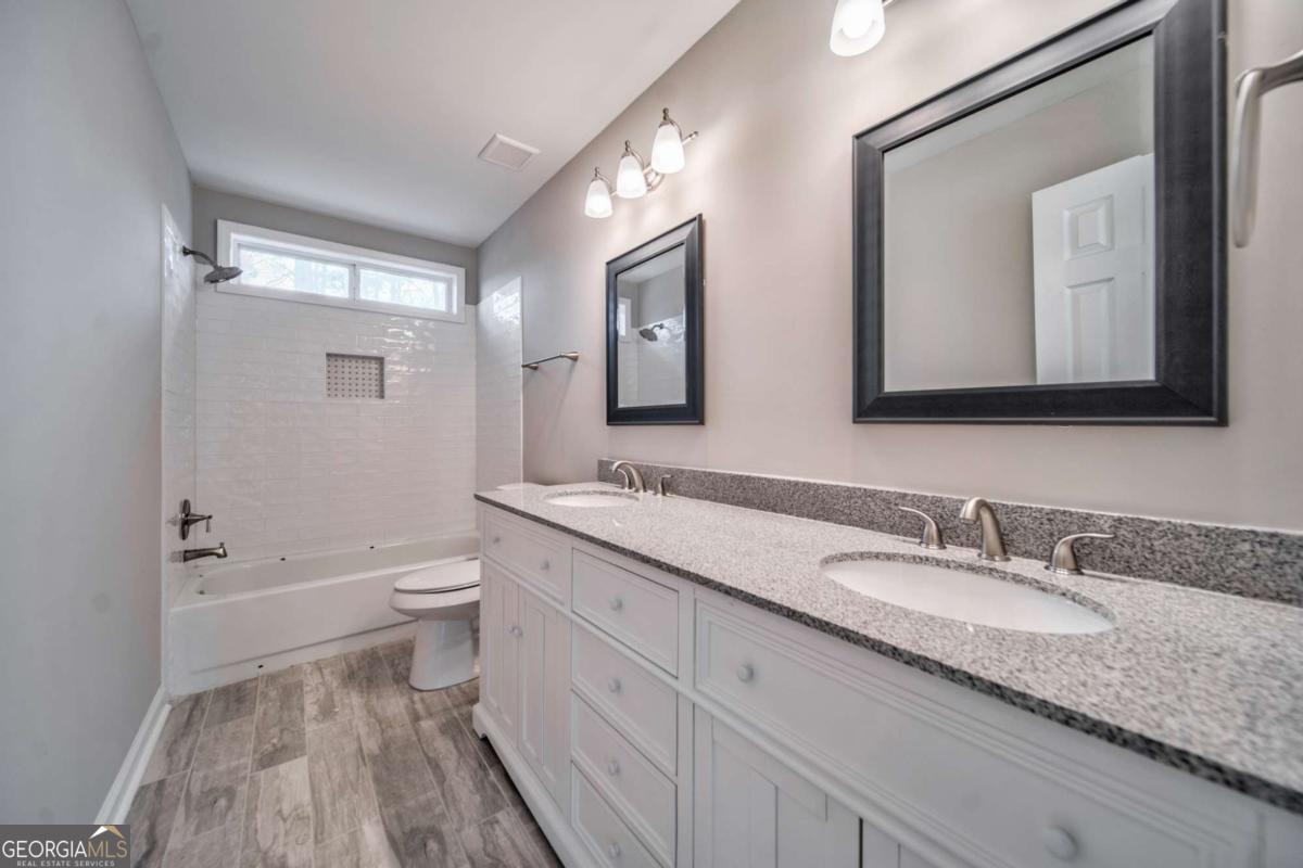 Towne Lake Hills West - Residential Lease