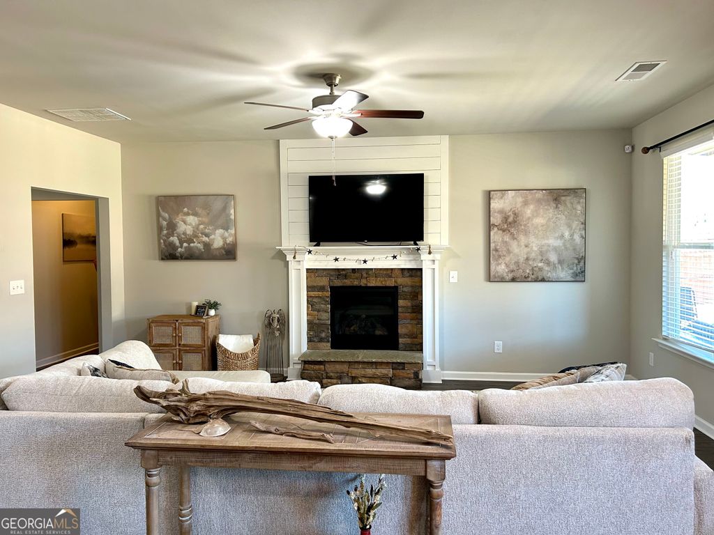 Photo of 167 Waterford Circle, Cornelia, GA 30531 (MLS # 10720371)