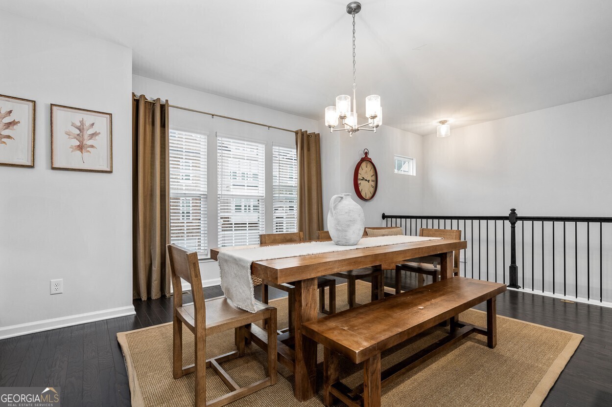 1098 Caruso DR