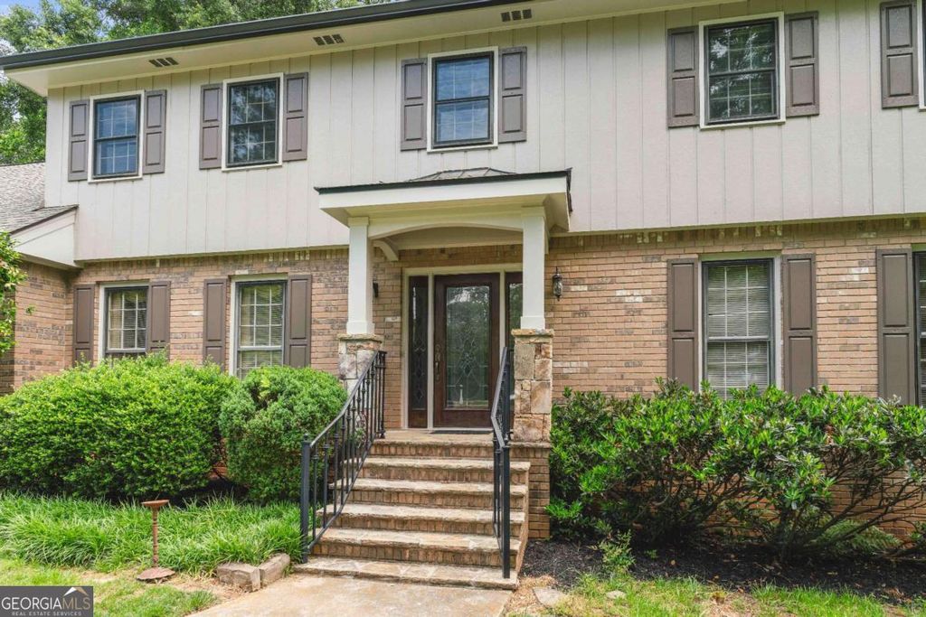 Photo of 4955 Mill Stream Court, Atlanta, GA 30338 (MLS # 10759757)