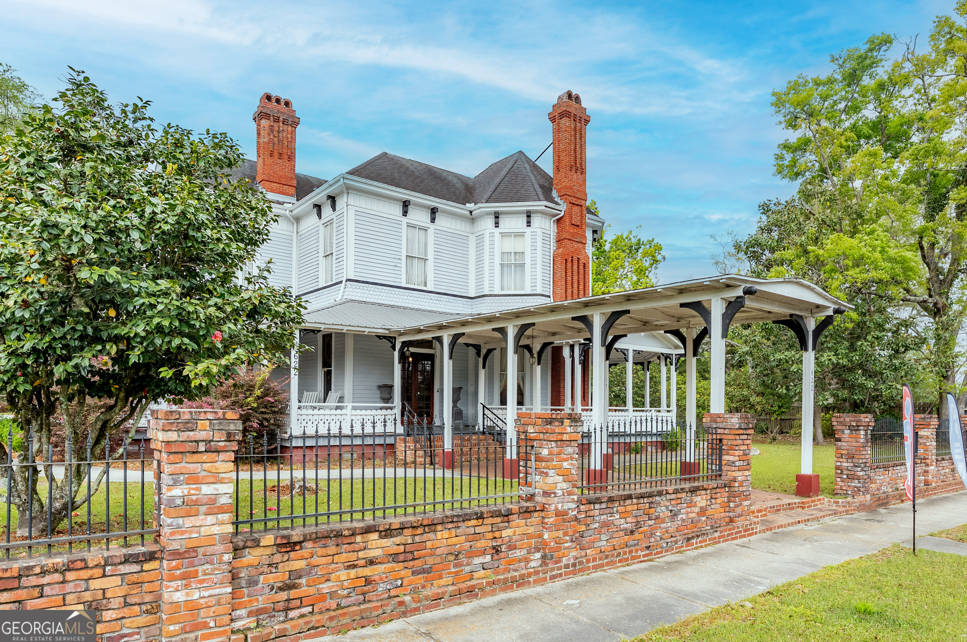 622 Main ST