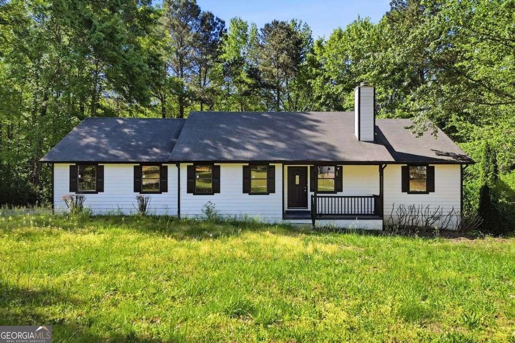 Photo of 7145 Stonecreek Drive, Douglasville, GA 30134 (MLS # 10735662)