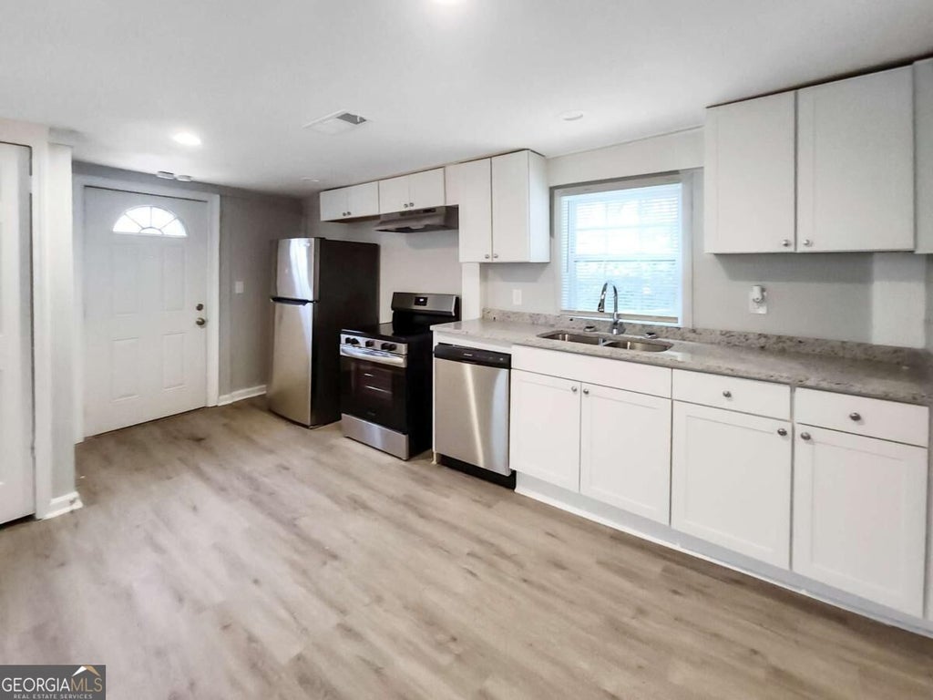 Photo of 206 Harwell Road NW, Atlanta, GA 30331 (MLS # 10849593)