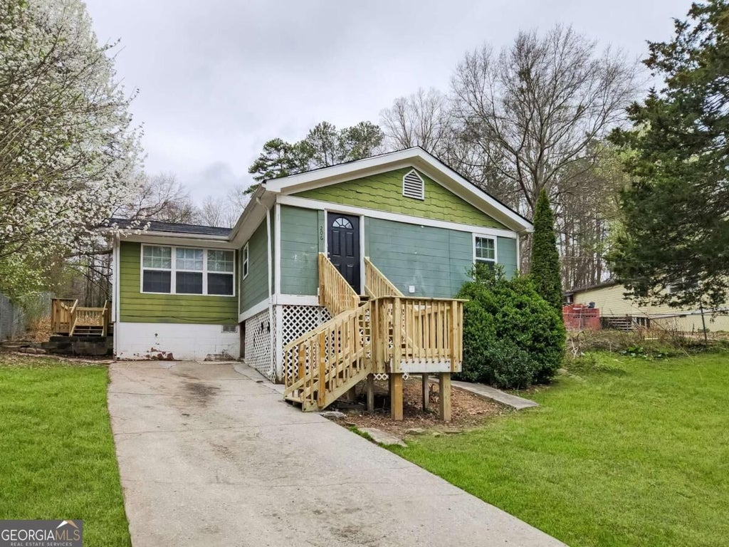 Photo of 206 Harwell Road NW, Atlanta, GA 30331 (MLS # 10849593)