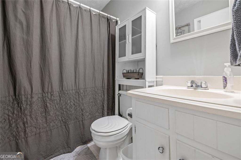 Acworth, Georgia 30102, United States, 3 Bedrooms Bedrooms, ,2 BathroomsBathrooms,Residential,Active,188862