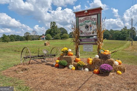 1051 Meadow LN Madison GA 30650