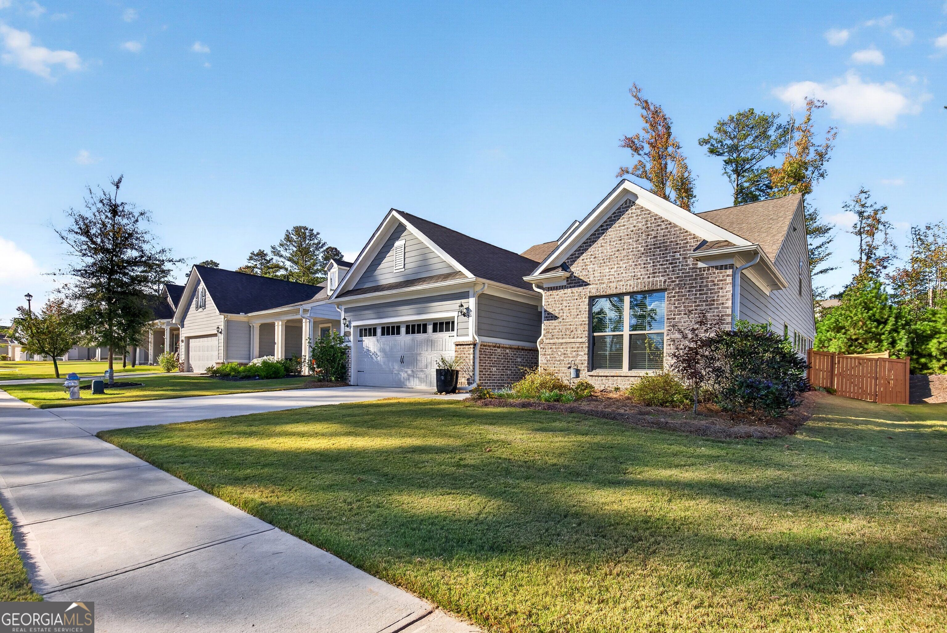 534 Colebrook WAY