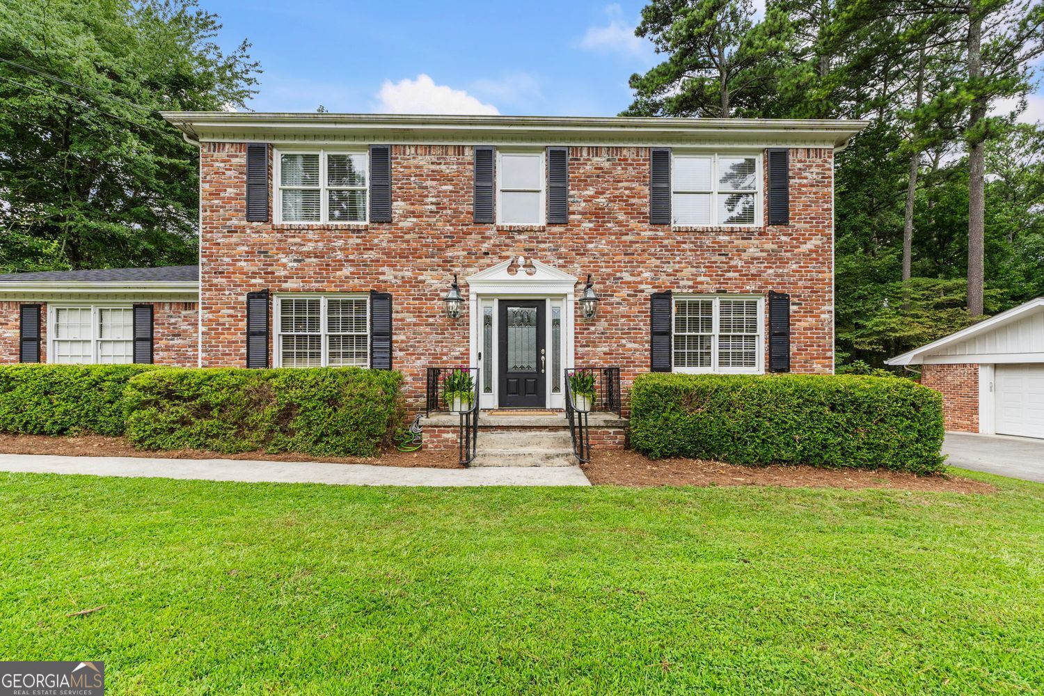 2247 Cherring LN