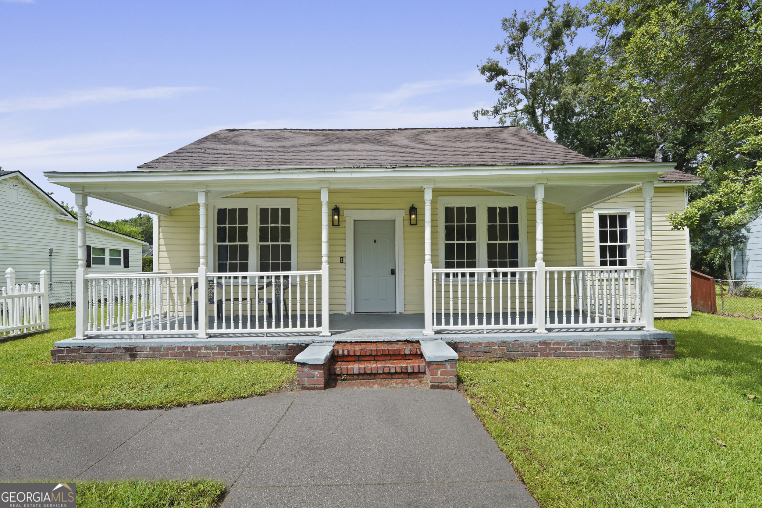 Welcome to a well-maintained 3-bedroom, 2-bath home offering exceptional indoor and outdoor space. A spacious front yard with fencing adds privacy, while the large backyard features a deck and shed, ideal for storage or outdoor projects. Inside, the open living and dining areas provide flexibility for everyday living or entertaining. A large pantry and dedicated laundry room add to the home's functionality. Located near community amenities, river access, and major transportation routes, this property offers strong long-term rental or resale potential. Proximity to commercial centers, logistics hubs, and dining options makes it an attractive opportunity for both owner-occupants and investors looking for consistent demand in a growing area. Don't miss this versatile property with space, convenience, and income potential.