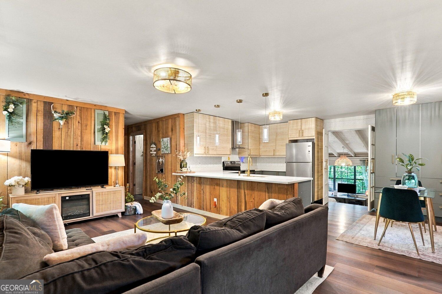 299 Yellow Bluff RD