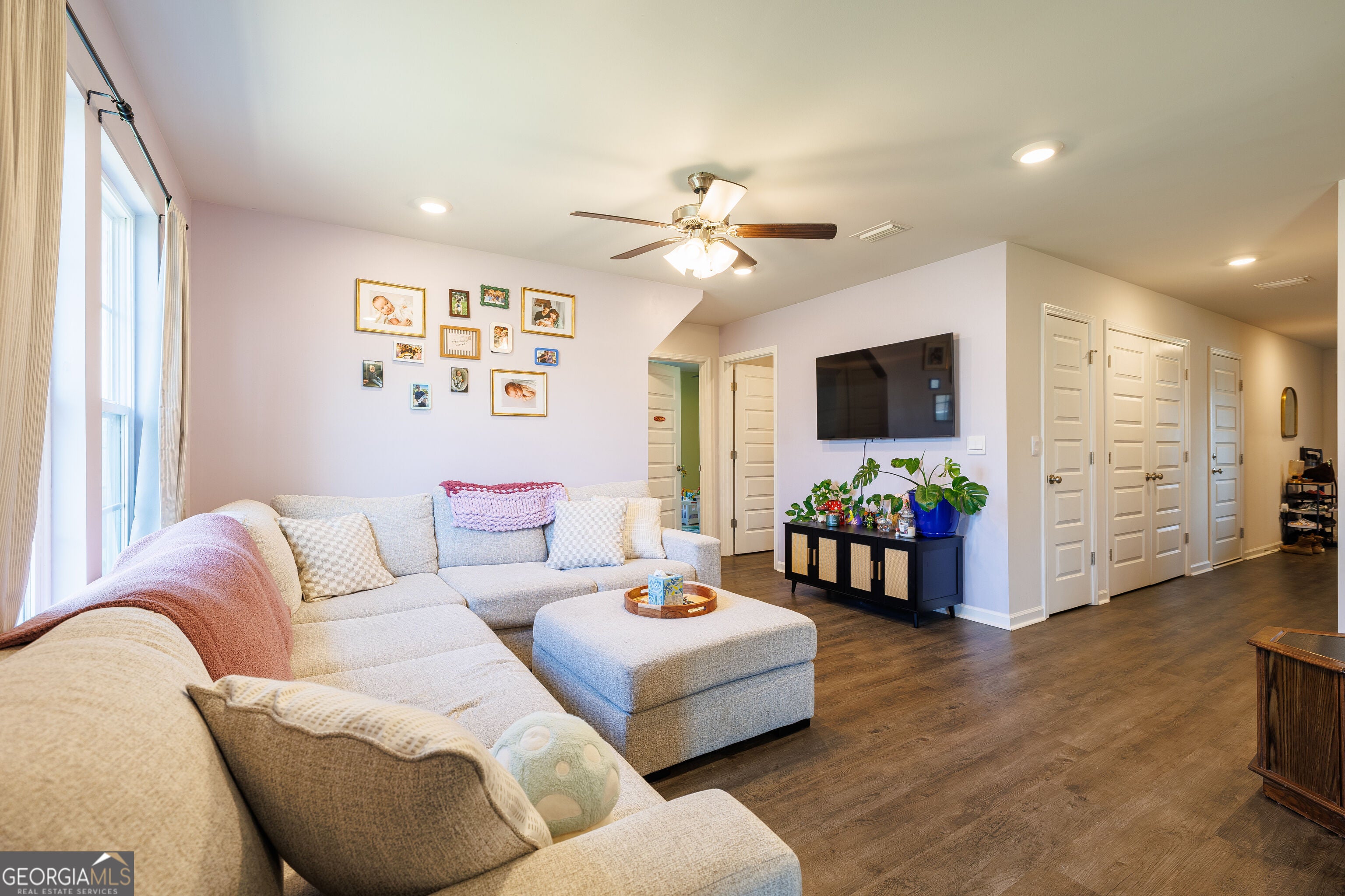 9069 Torrington LN