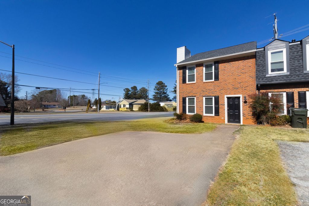 Photo of 3100 Duvall Place, Kennesaw, GA 30144 (MLS # 10692651)