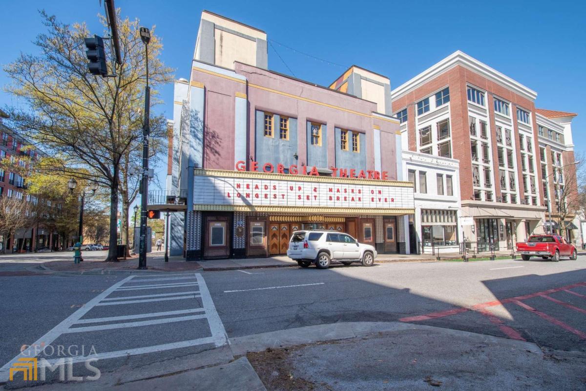 None - Commercial Lease