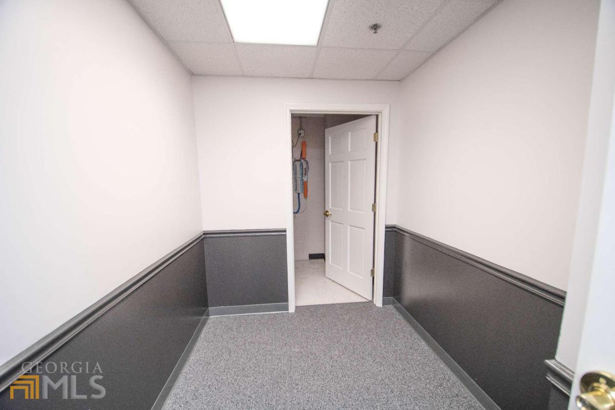 None - Commercial Lease