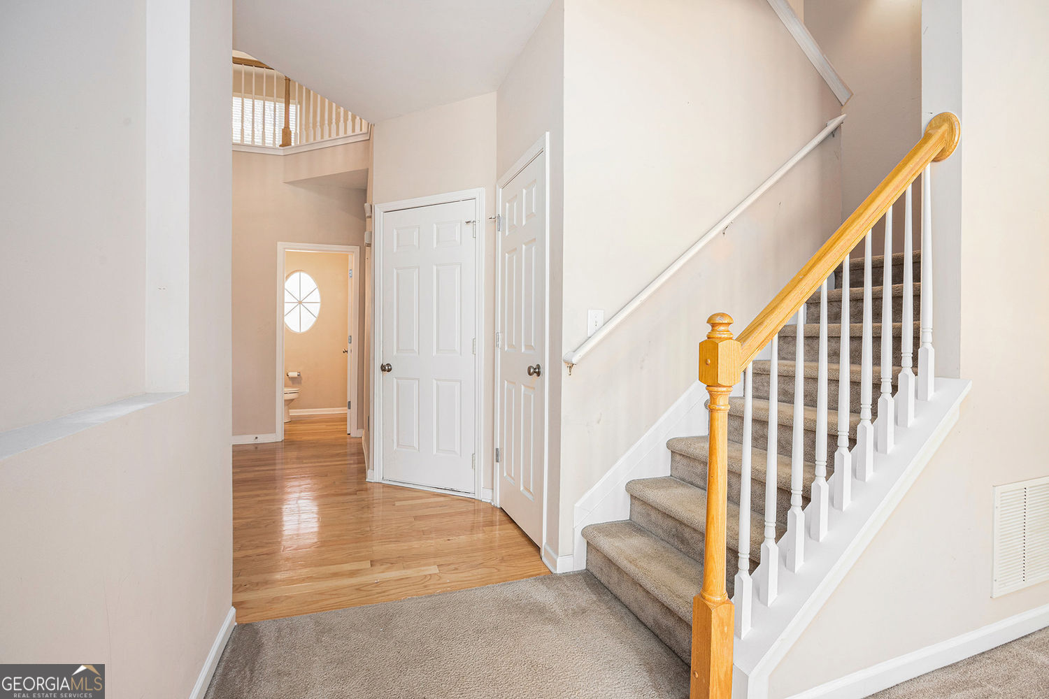 OLDE PEACHTREE TOWNHOMES - Residential