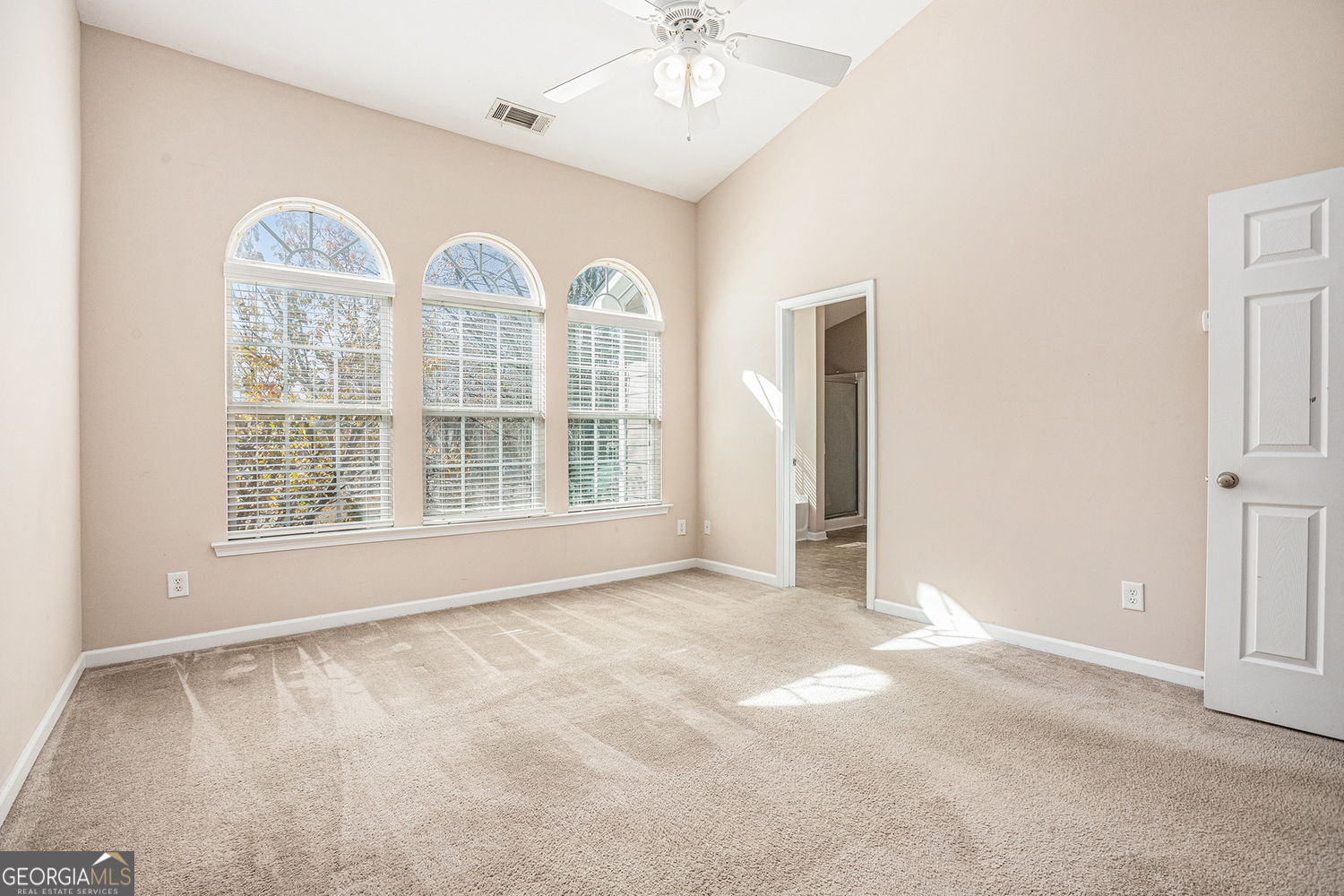 OLDE PEACHTREE TOWNHOMES - Residential