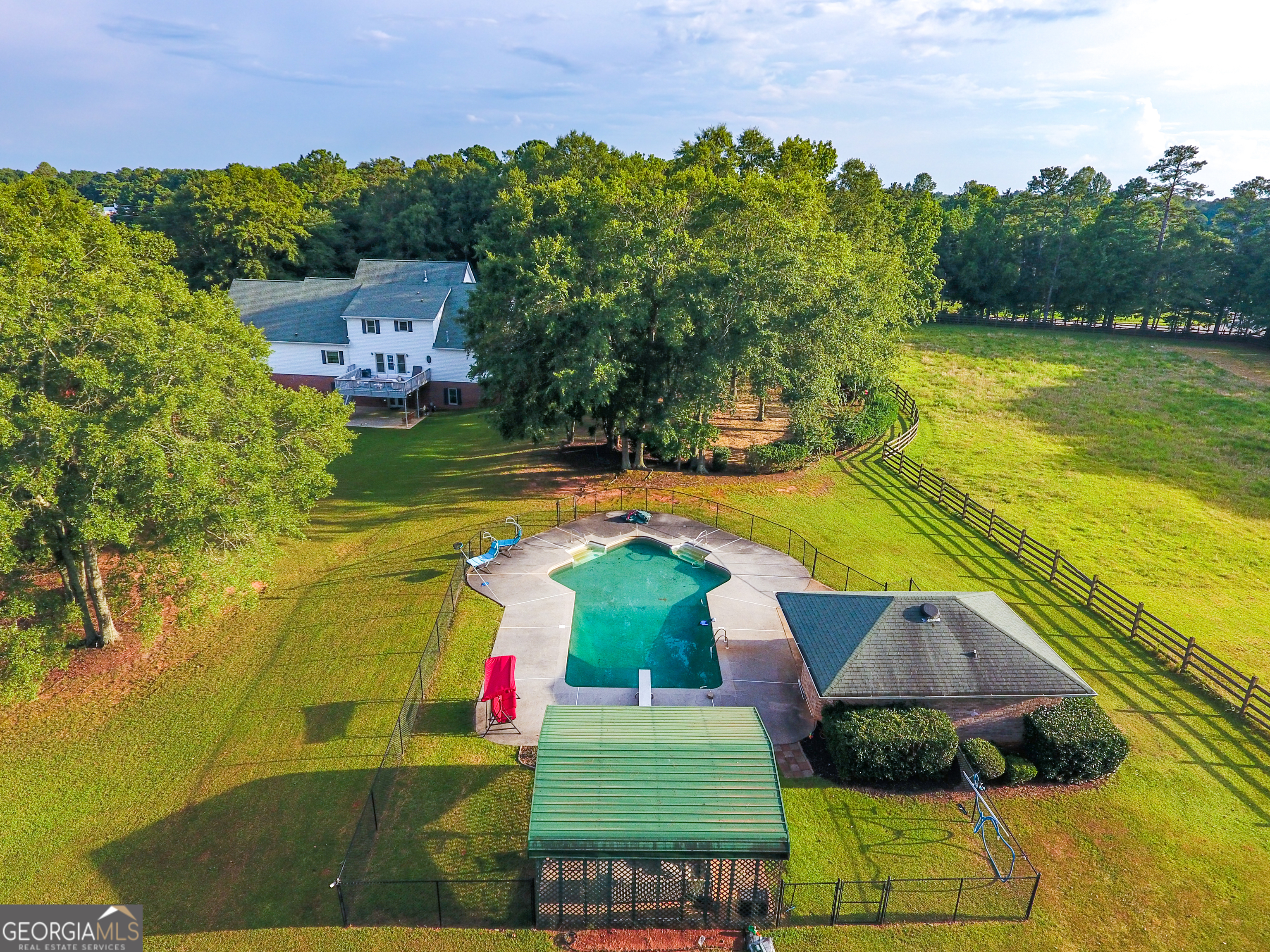 2800 S 16 Highway