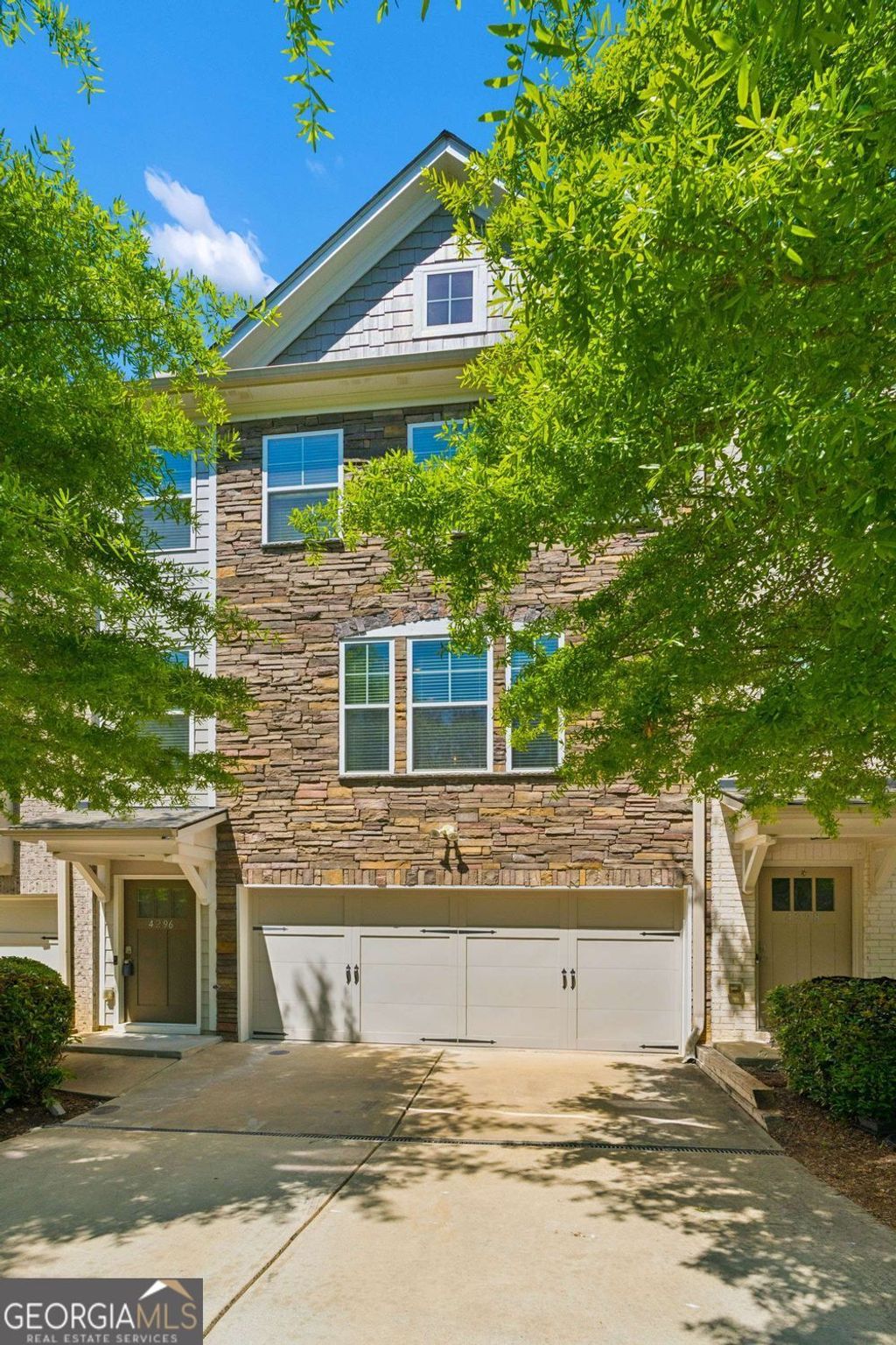 Photo of 4296 Morning View, Stone Mountain, GA 30083 (MLS # 10758548)