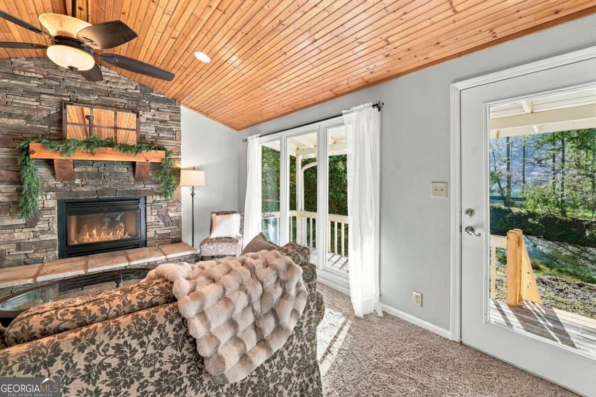 372 Misty Valley LN 19