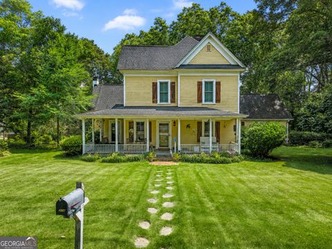 Photo of 319 Johnson Street, Senoia, GA 30276 (MLS # 10800964)