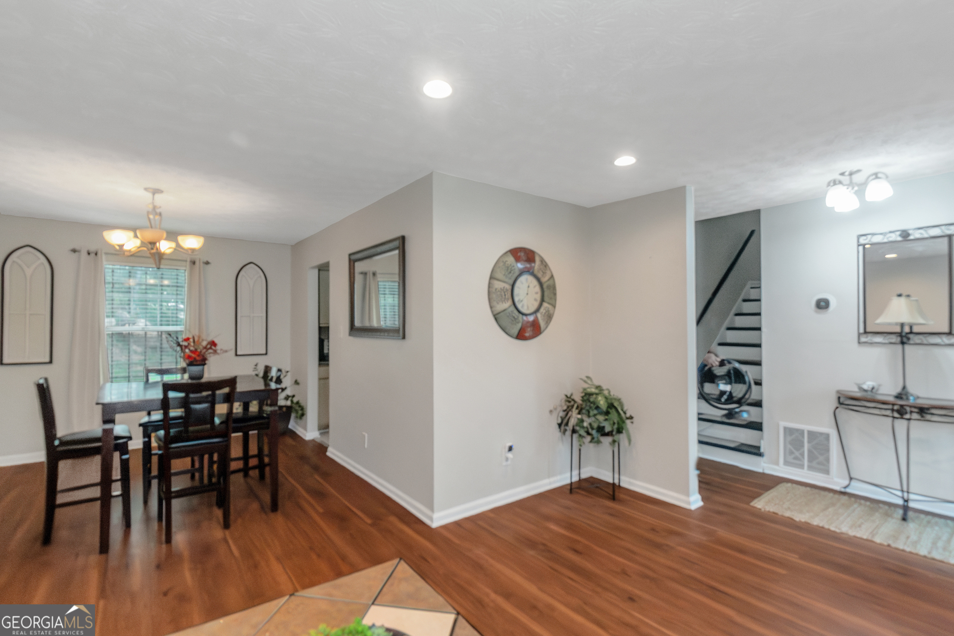 3823 Rock Hollow CT