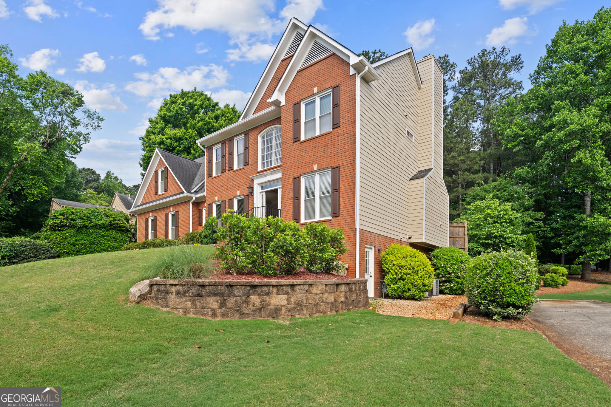 390 Woodbrook Way
