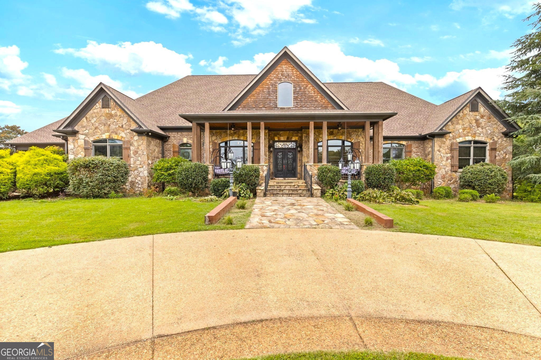 2932 Highway 124 W