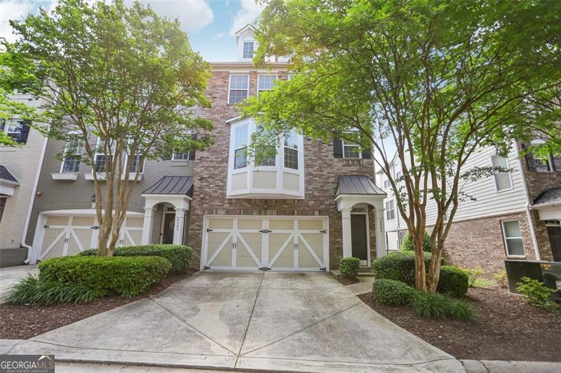 6080 INDIAN WOOD CIR