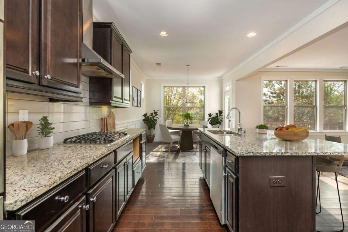 5914 High Hampton LN SE