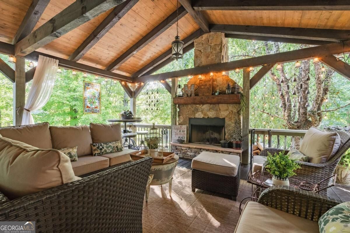 270 Stone LN
