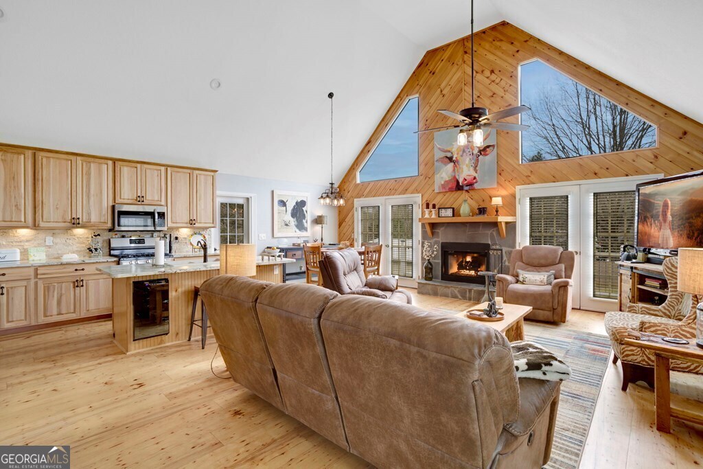3601 Swallows Creek RD