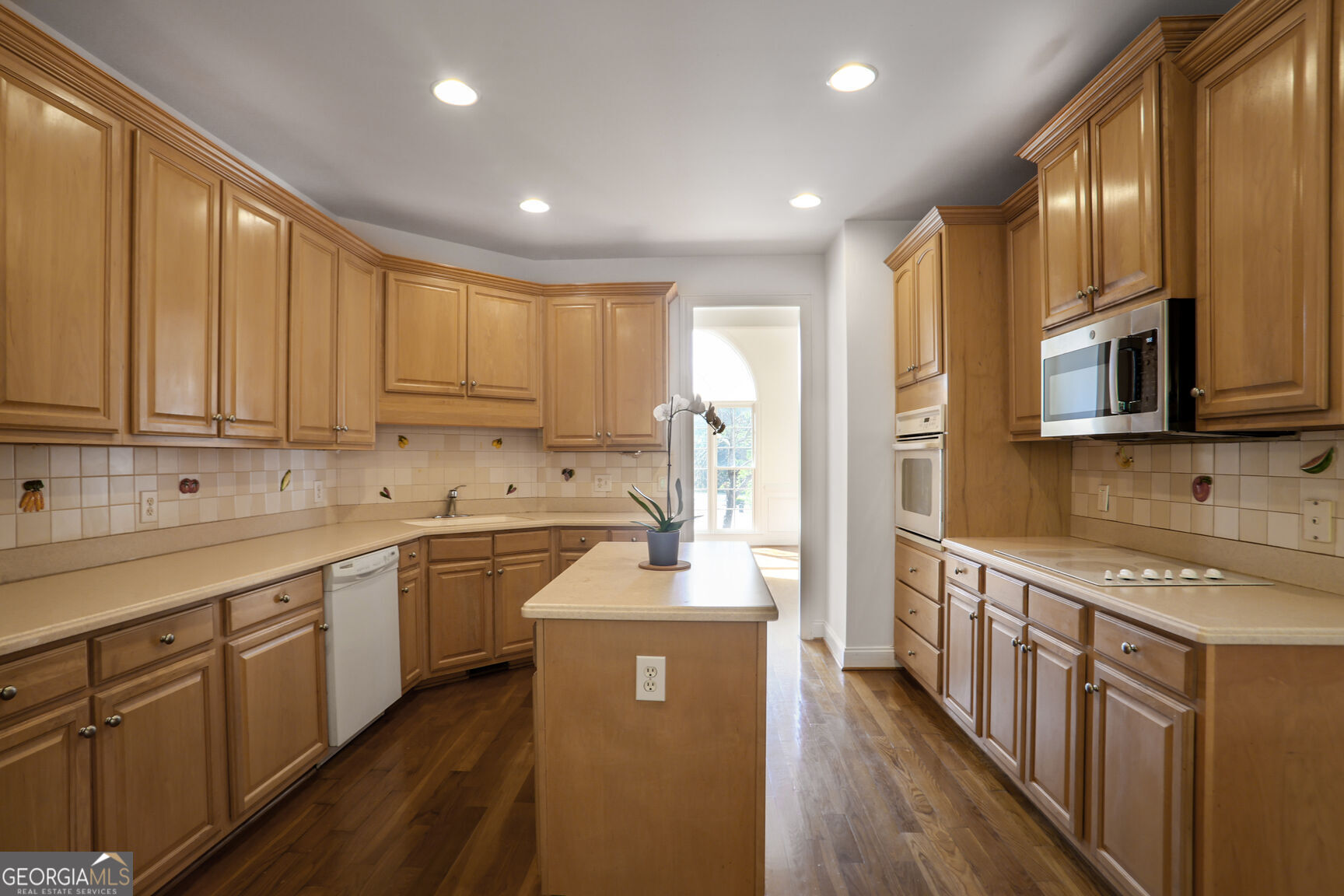 3115 Greysen Manor DR NW