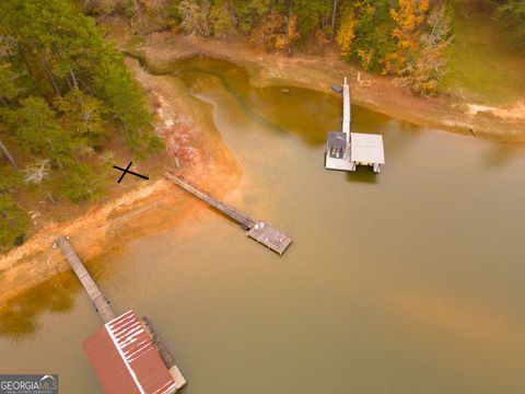 A home in Toccoa