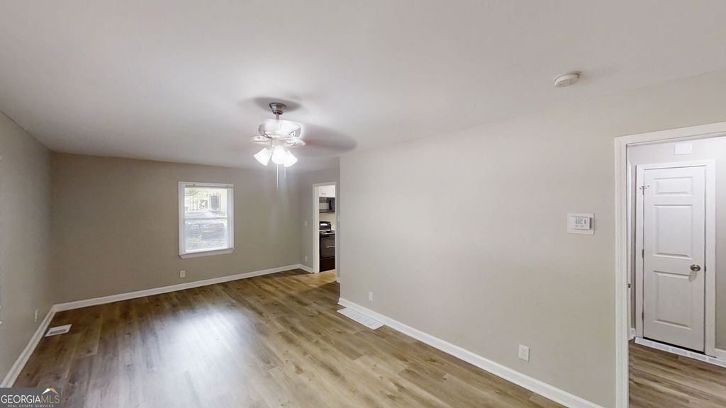 Photo of 568 McWilliams Road SE, Atlanta, GA 30315 (MLS # 10677800)